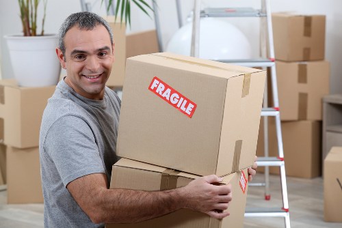 Local house removalists planning a move in Hammersmith