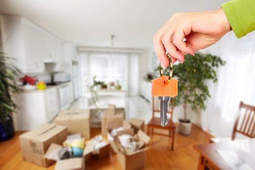 Local moving van for Hammersmith flat and house moves
