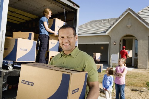 Service review and issue investigation during a move